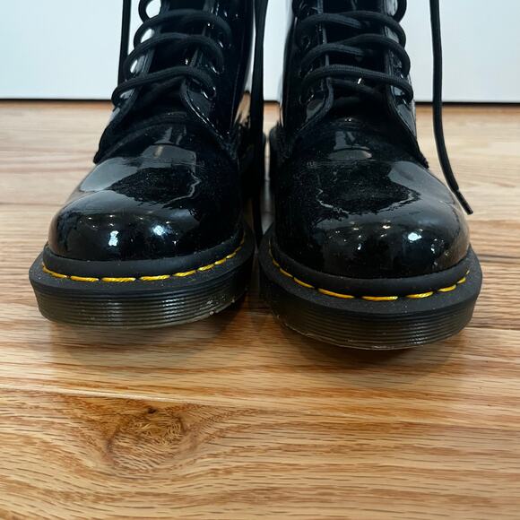 Dr. Martens 1460 Women’s 6 Black Patent Leather Lace Up Platform Boots Mid Calf - Picture 6 of 9